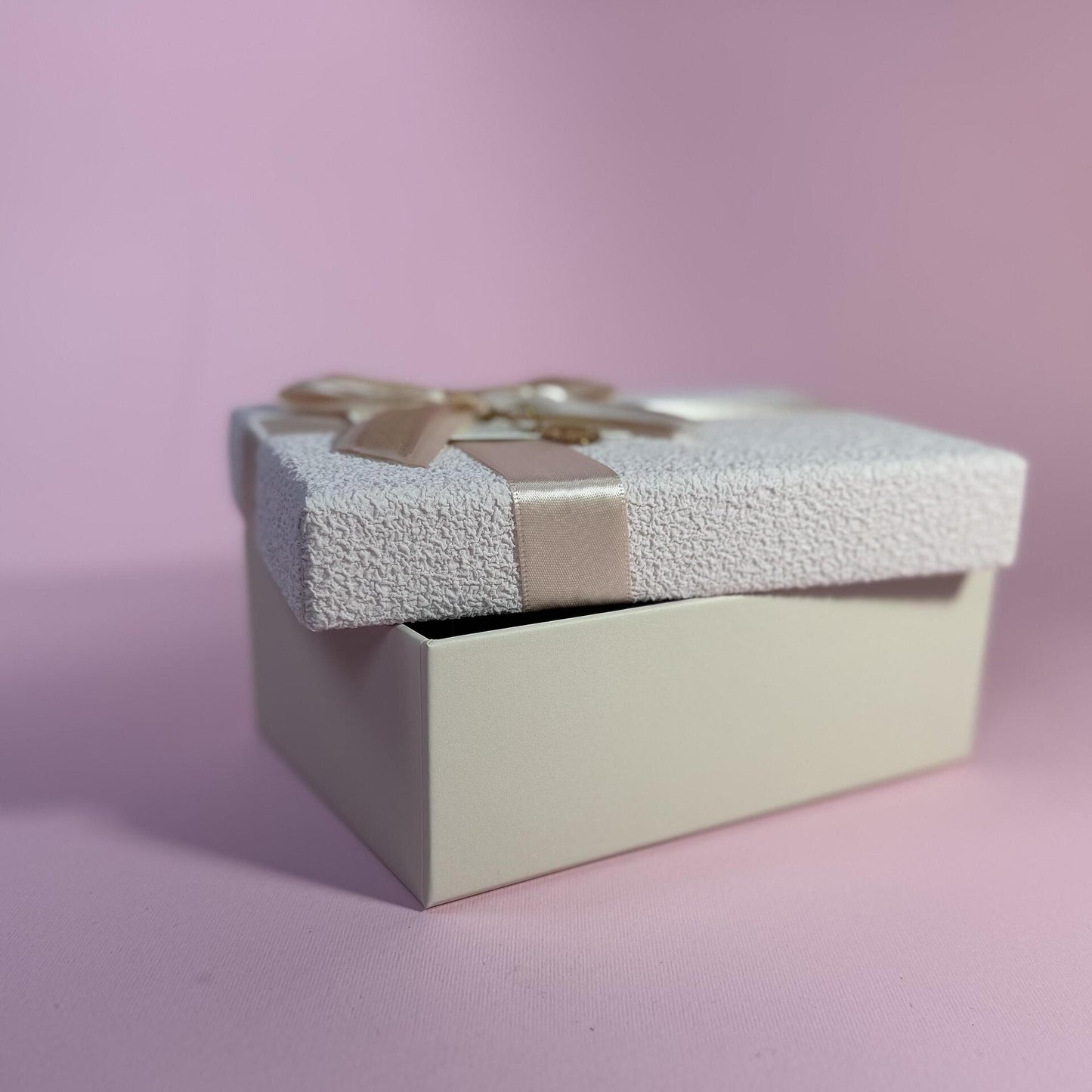 Кутии Soft Powder 22/15.5/9см