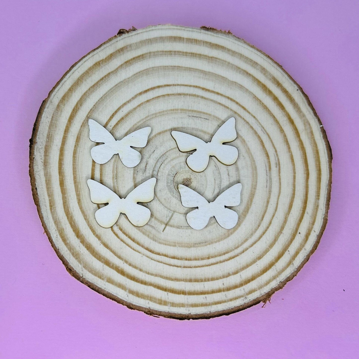 Пеперуди от бирен картон 2/1,5см - 4бр в опаковка